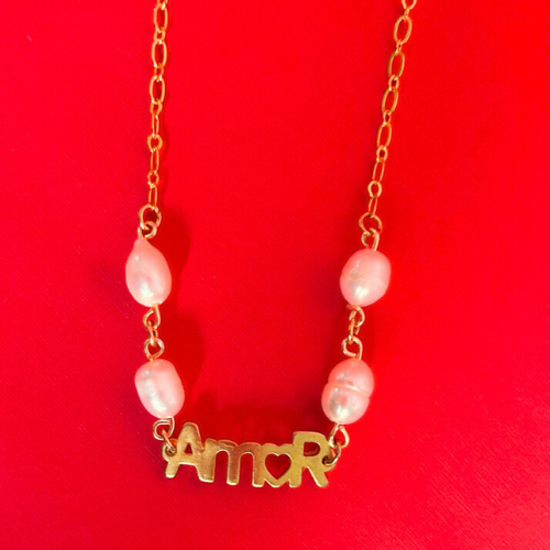 Collar Palabra Amor Perlas